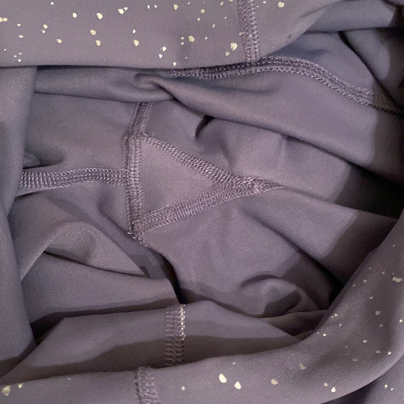 Beyond Yoga High Waisted Alloy Ombre Midi Leggings - Picture 13 of 14